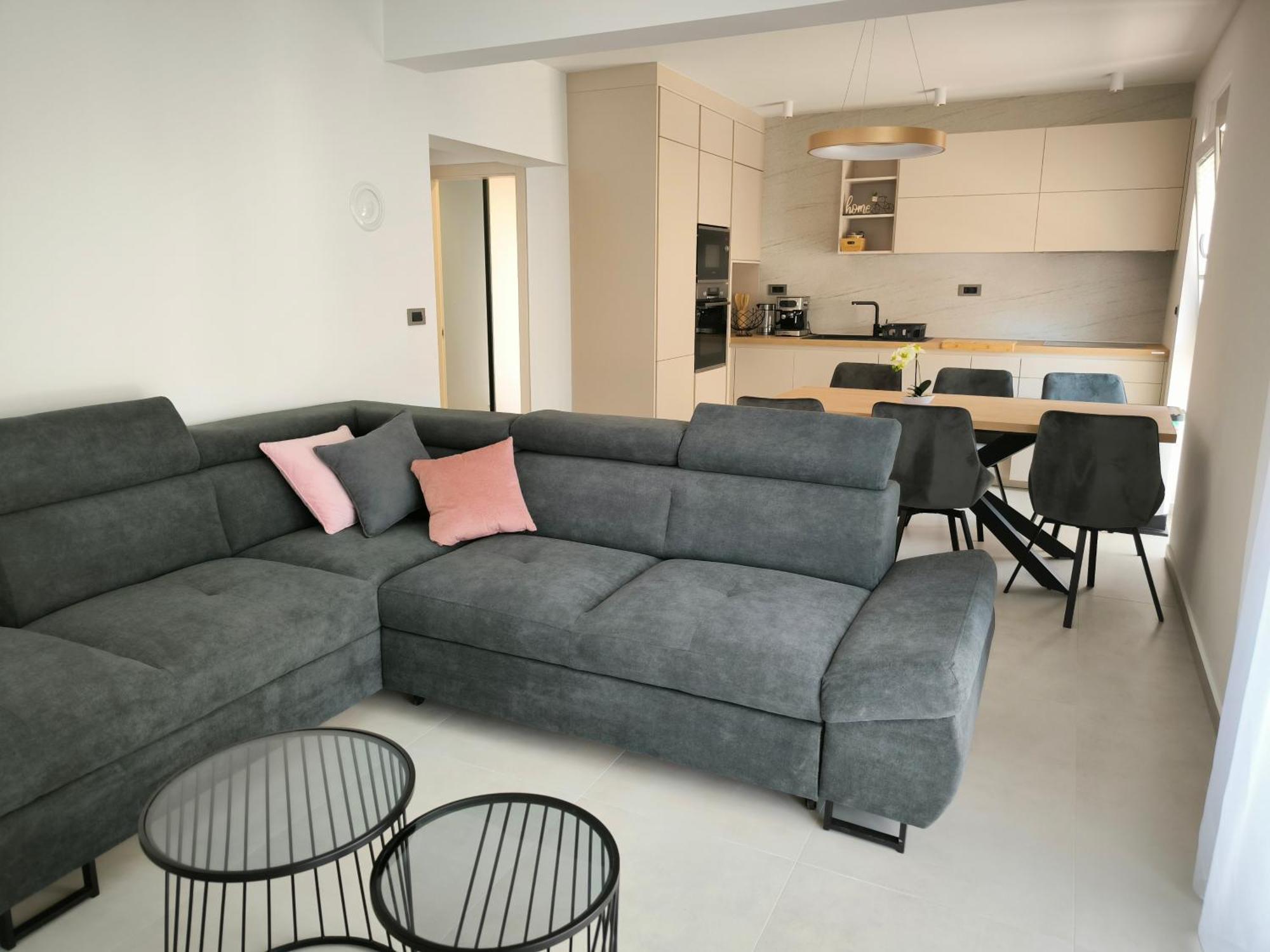 Luxury Marina View Apartmán *