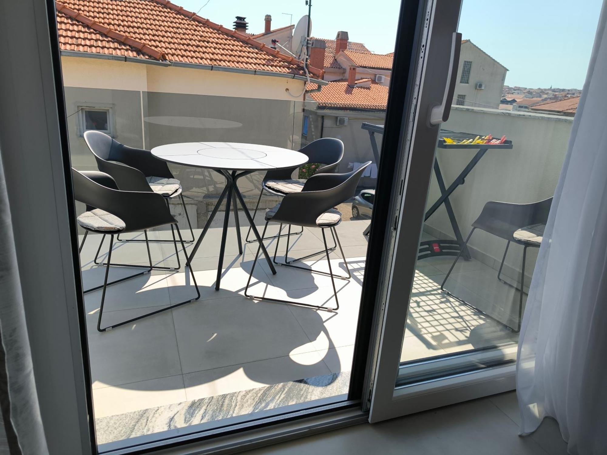 Luxury Marina View Apartmán *